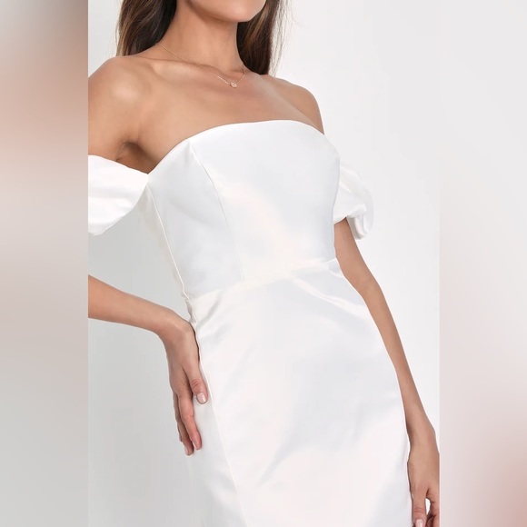 White satin off the shoulder dress, size L - Picture 2 of 3